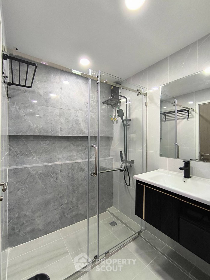 picture 1-BR Condo at Master View Executive Place Condominium near BTS Krung Thon Buri (ID 1813123) - 12/13