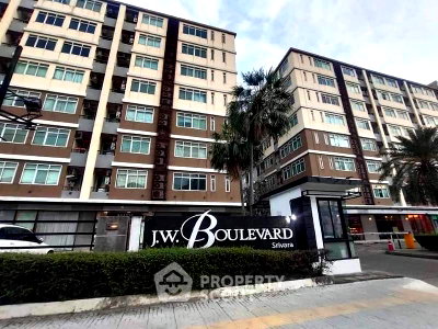 Condos for sale 700 Year Sports Arena Chiang Mai : 1-BR Condo For Sale At The Scene, Suthep Chiang Mai (ID 802897)