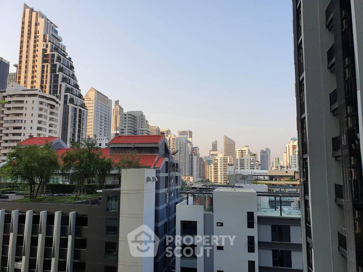รูป คอนโด 1-ห้องนอน ที่ ดิ เอดจ์ สุขุมวิท 23 ใกล้ MRT สุขุมวิท (ID 515083) - รูปที่ 10/13