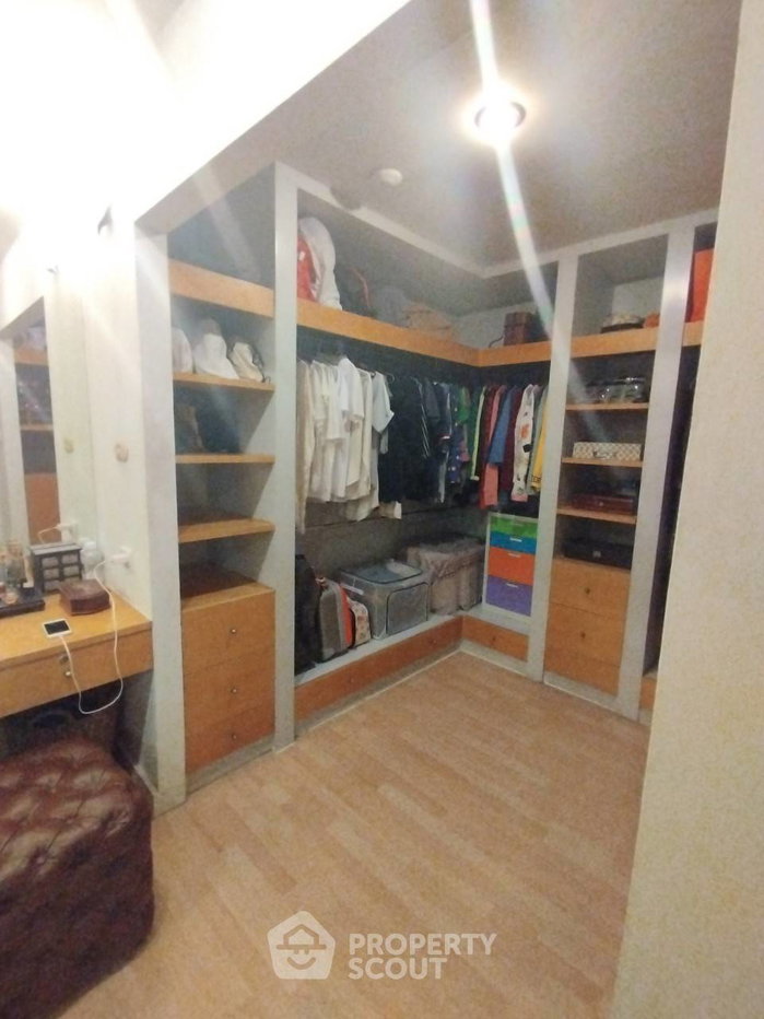 รูป คอนโด 3-ห้องนอน ที่ อารีย์ เพลส สุขุมวิท 26 ใกล้ BTS พร้อมพงษ์ (ID 2823477) - รูปที่ 19/40