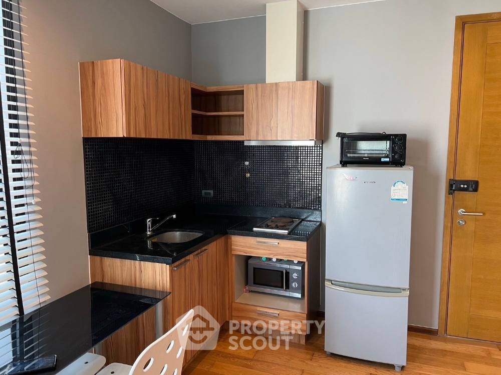 รูป คอนโด 1 ห้องนอน ที่ฟิวส์ สาทร-ตากสิน ชั้น 18 ขนาด 35 ตร.ม. 200 ม. ถึง BTS วงเวียนใหญ่ (ID 1595880) - รูปที่ 2/9