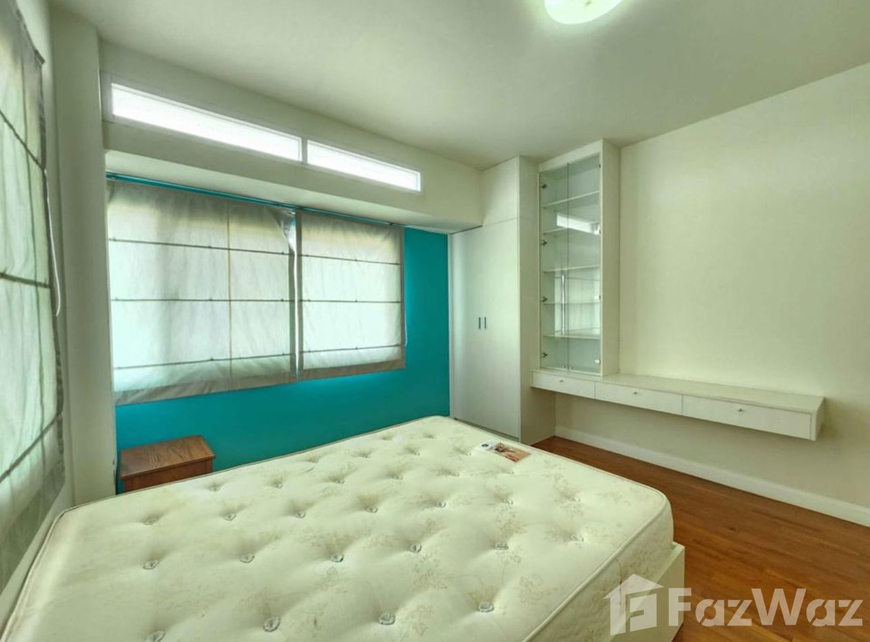 picture 4 bedrooms, 3 bathrooms Near Future Orange Line BTS 1857206 - 10/20