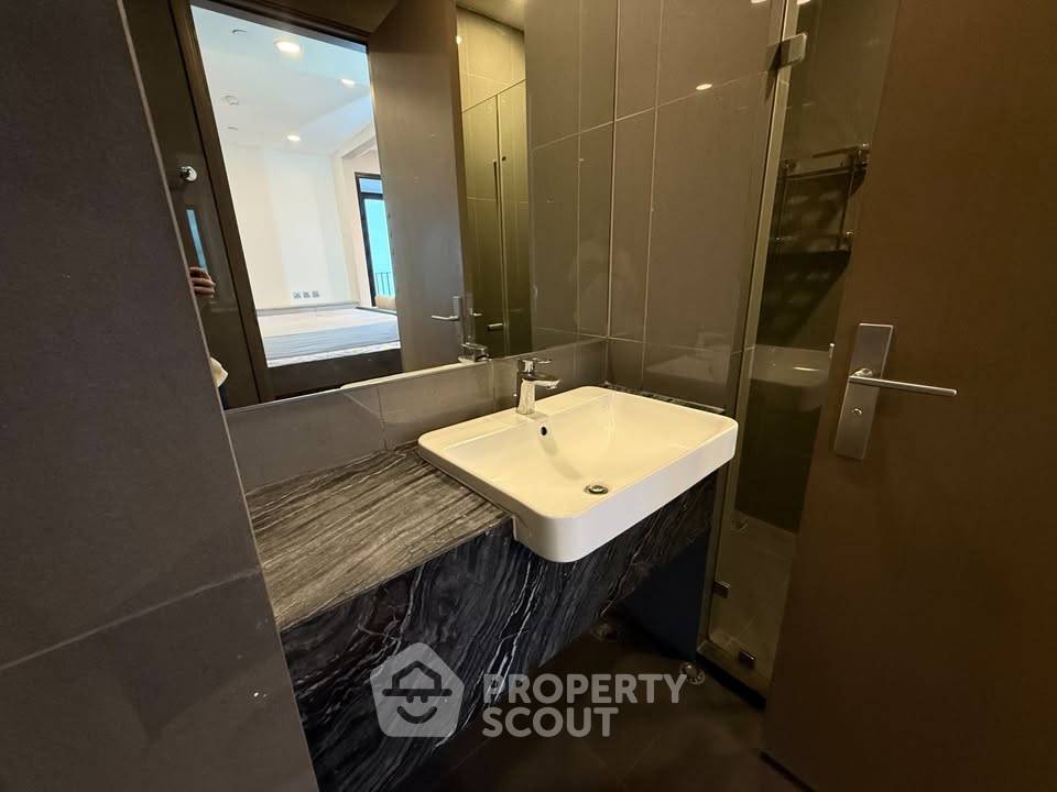 picture 1-BR Condo at Ashton Chula Silom near MRT Sam Yan (ID 2456310) - 12/14