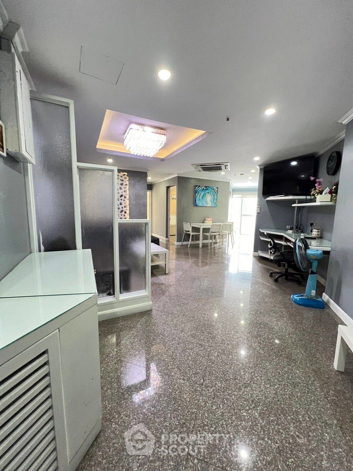รูป คอนโด 2-ห้องนอน ที่ วิทยุ คอมเพล็กซ์ คอนโดมิเนียม ใกล้ BTS เพลินจิต (ID 1751382) - รูปที่ 2/19