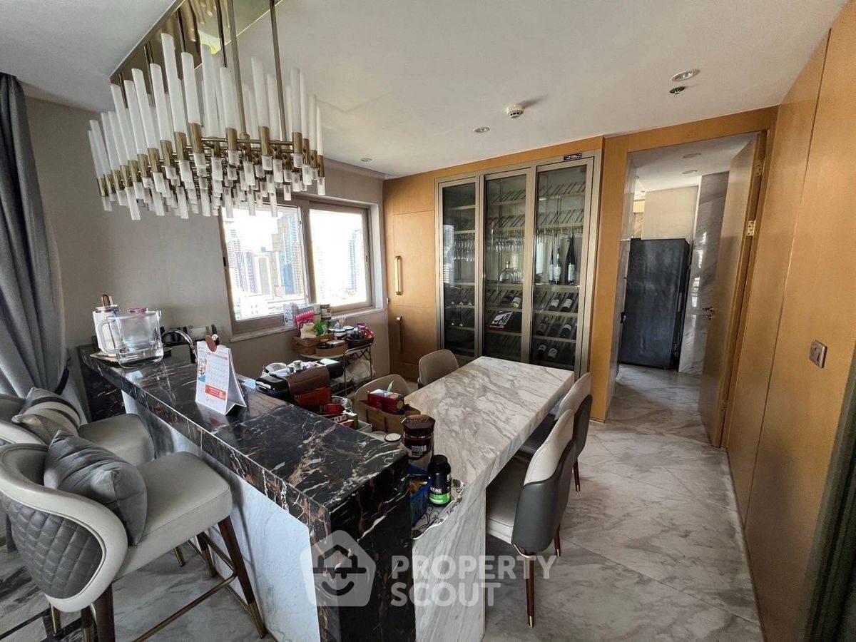 รูป คอนโด 3-ห้องนอน ที่ เลอ รัฟฟิเน่ สุขุมวิท 24 คอนโดมิเนียม ใกล้ BTS พร้อมพงษ์ (ID 2284459) - รูปที่ 4/17