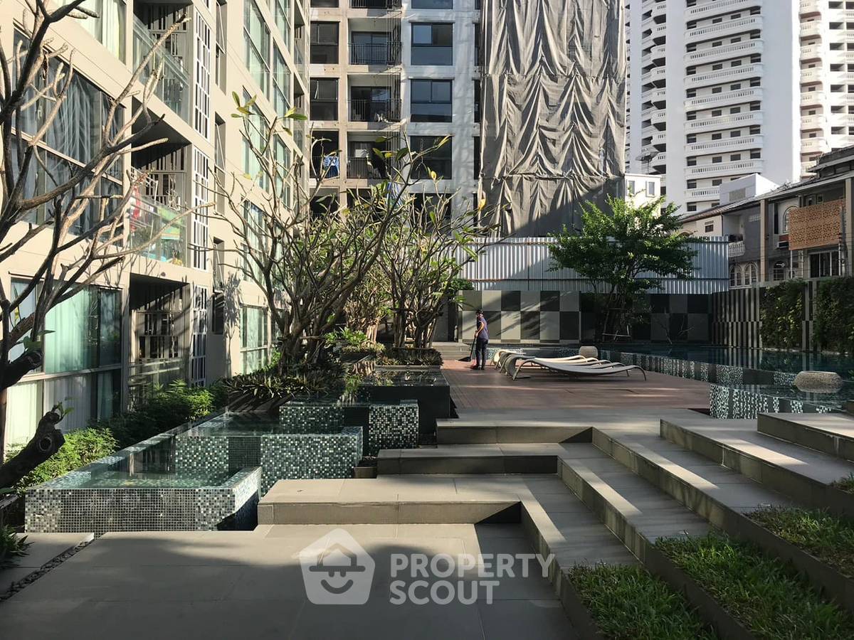 picture 1-BR Condo at Via Botani near BTS Phrom Phong (ID 2645043) - 17/17