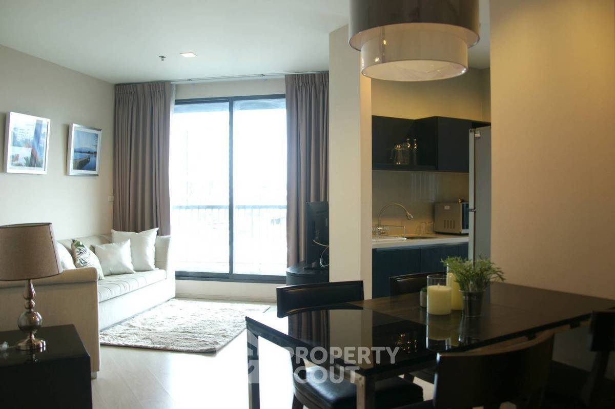picture 2-BR Condo at Rhythm Sukhumvit 44/1 near BTS Phra Khanong (ID 886573) - 2/14