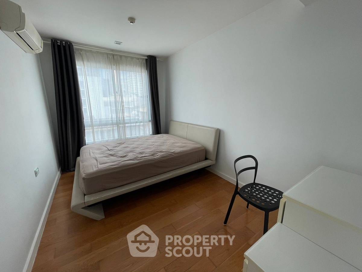 picture 1-BR 33 Sqm Condolette Light Convent, 300m to BTS Sala Daeng (ID 725462) - 1/12