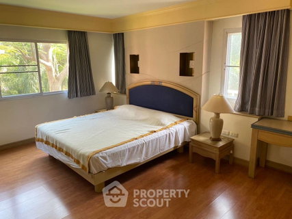1-BR 90 Sqm Condo For Sale, Springfield Beach Condominium, Cha-Am Beach (ID 1118979)