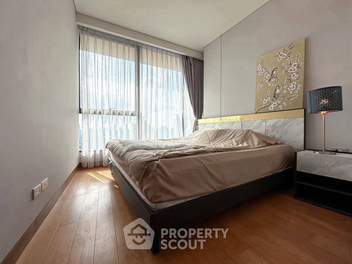 รูป คอนโด 2-ห้องนอน ที่ เดอะ ลุมพินี 24 ใกล้ BTS พร้อมพงษ์ (ID 2439602) - รูปที่ 1/18