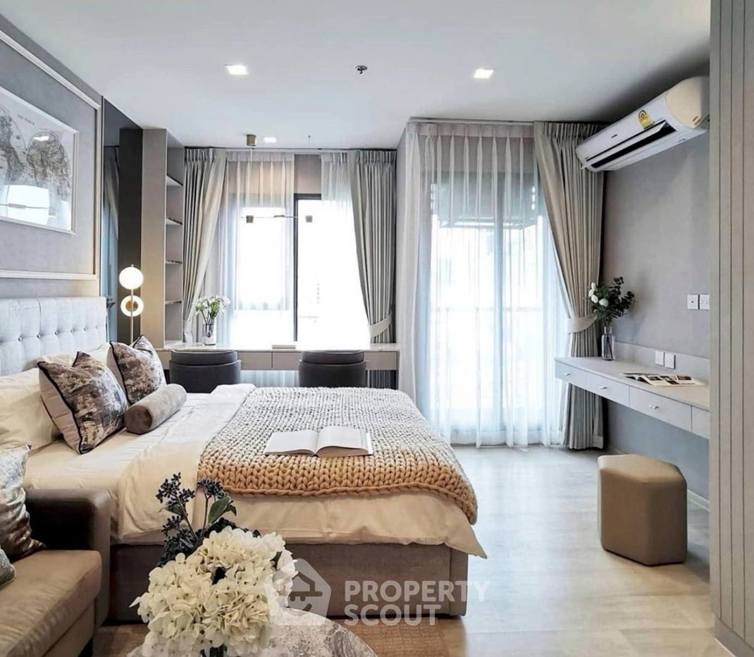 picture Studio Condo at Life One Wireless near BTS Phloen Chit (ID 2673679) - 1/6