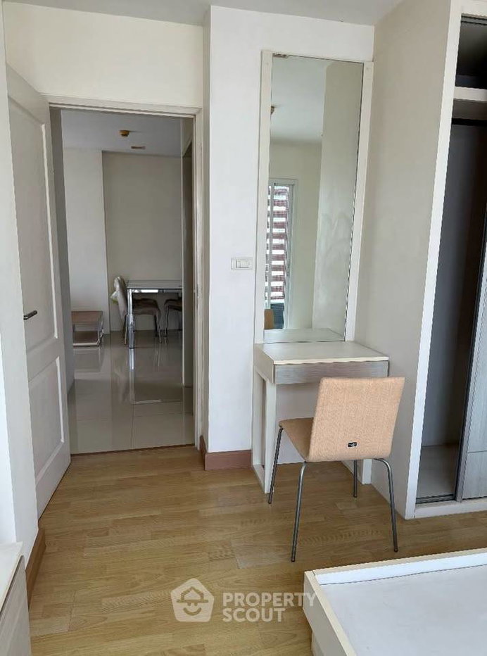 picture 2-BR Condo at Supreme Condo Ratchawithi 3 near BTS Victory Monument (ID 2440821) - 6/10
