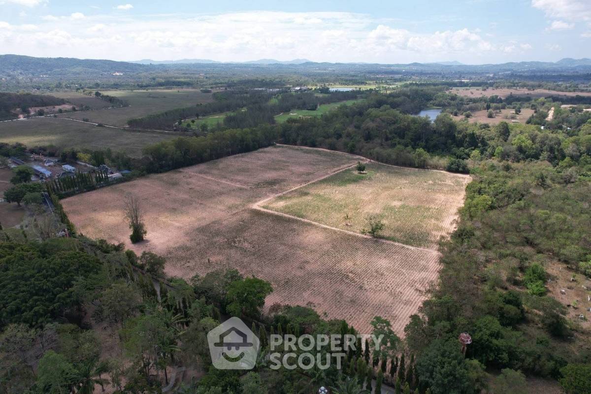 picture 72,800 m² Land for Sale in Sisa Chorakhe Yai (ID 2953914) - 3/4