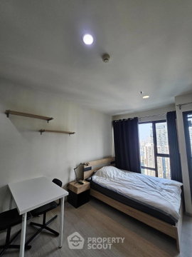 1-BR Condo at Rhythm Asoke near MRT Phra Ram 9 (ID 375135)