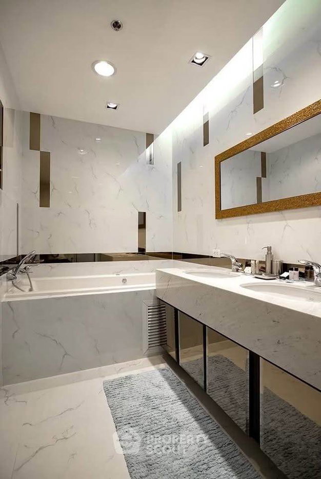 picture 2-BR Condo at Belle Grand Rama 9 near MRT Phra Ram 9 (ID 2840404) - 10/24