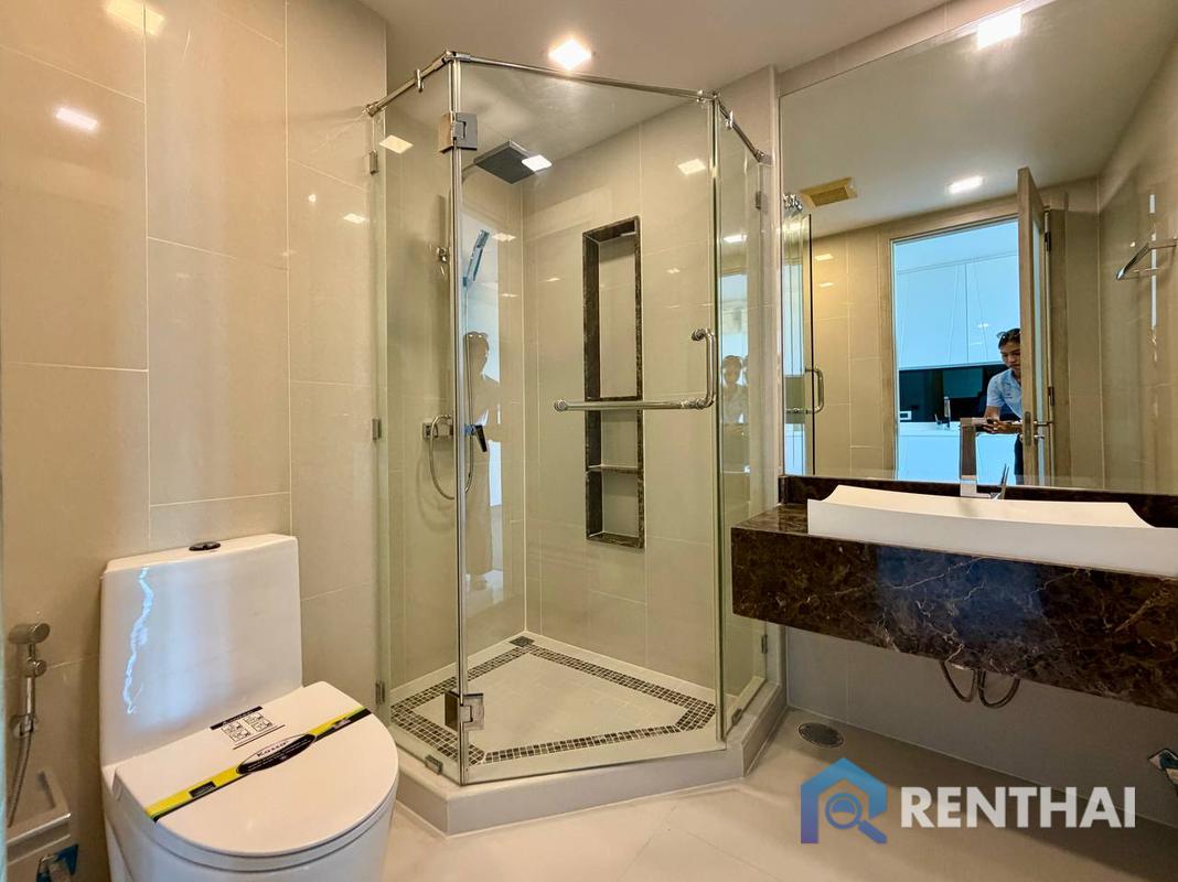 picture Condo with Stunning Views at an Amazing Price - 6/17