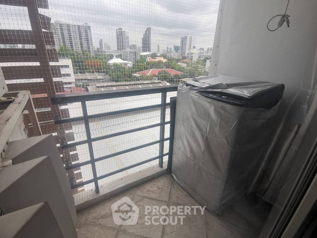 picture 1-BR Condo at Resorta Yen-Akat near MRT Khlong Toei (ID 2147398) - 6/7
