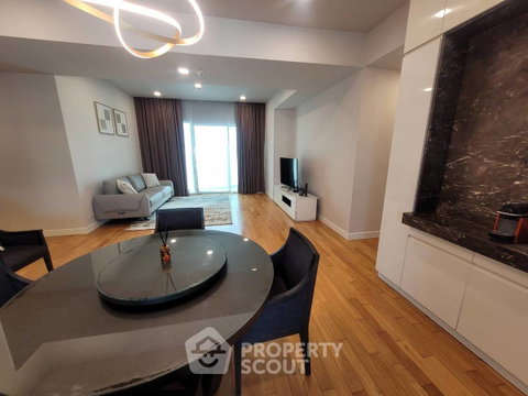3-BR Condo at Millennium Residence @ Sukhumvit Condominium near BTS Asok (ID 2012306)