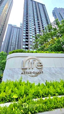Condos for rent : Well-Priced 1-BR 35 Sqm On 22nd Floor At Life Asoke - Rama 9, 300m to MRT Phra Ram 9 (ID 2572370)