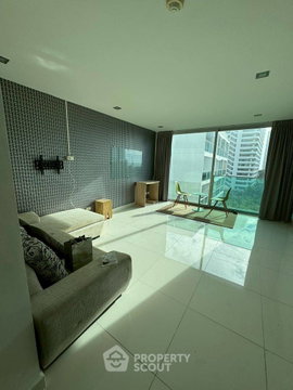 คอนโด 1-ห้องนอน ที่ คลับ รอยัล ใกล้ ปราสาทสัจธรรม (ID 2420580)
