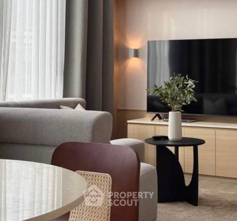 picture 1-BR Condo at The Crest Park Residences near MRT Phahon Yothin (ID 2938156) - 2/5