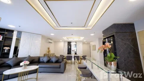 4 Bedroom Condo for sale at Belle Grand Rama 9 5861642