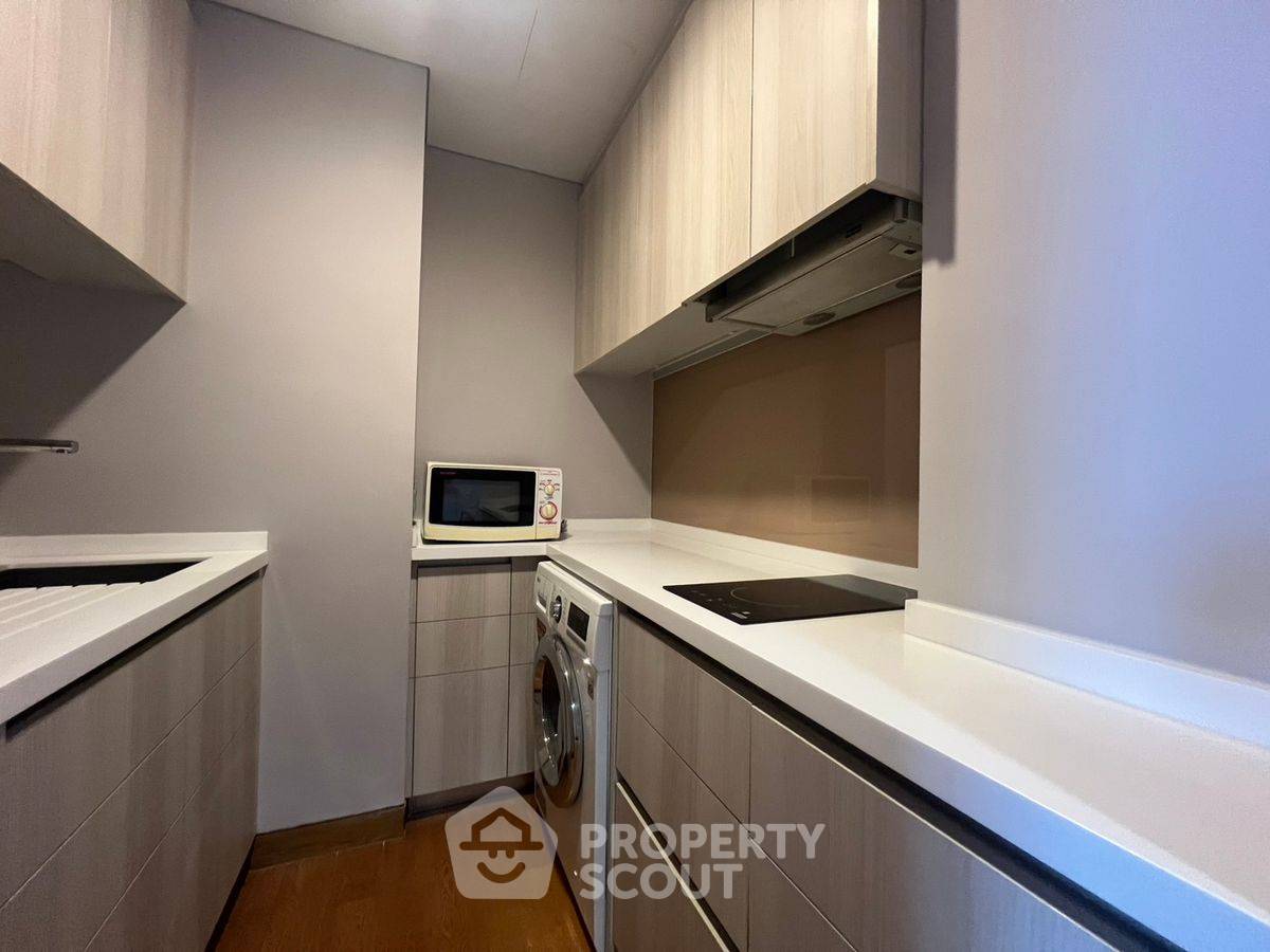 รูป คอนโด 2-ห้องนอน ที่ เดอะ ลุมพินี 24 ใกล้ BTS พร้อมพงษ์ (ID 2358786) - รูปที่ 10/11