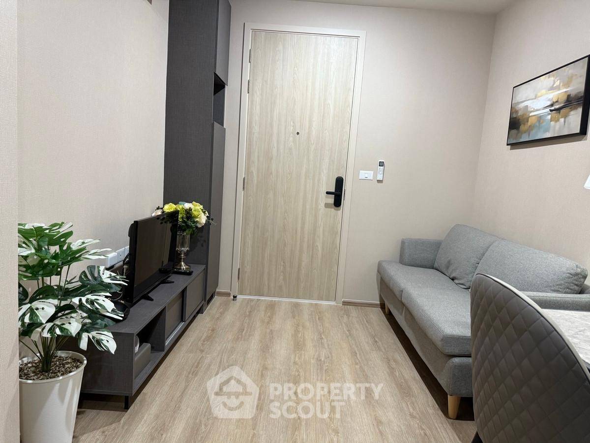 picture 1-BR Condo at Nue District R9 near MRT Phra Ram 9 (ID 2535644) - 2/10