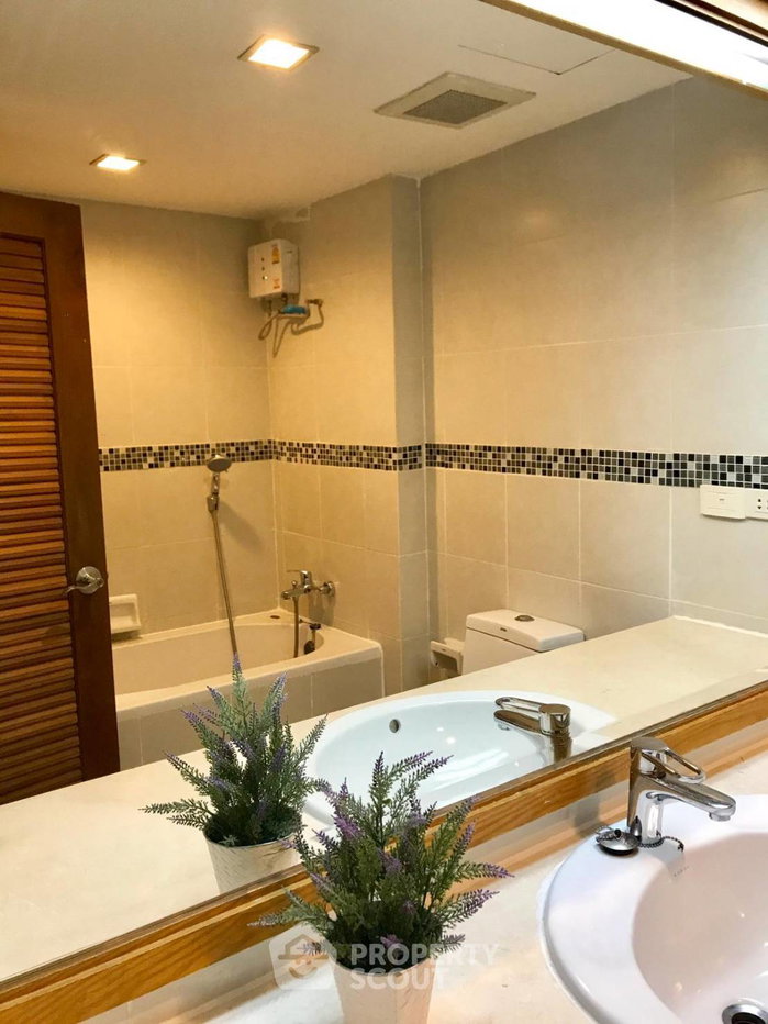 picture 3-BR Condo at Royal Castle Sukhumvit near BTS Phrom Phong (ID 566354) - 8/8