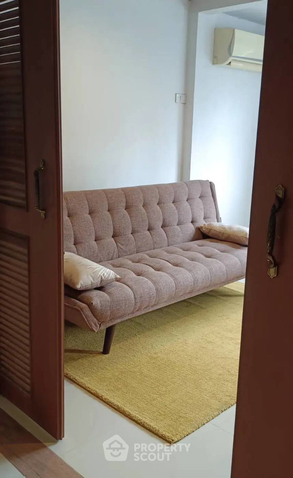 picture 2-BR Condo at Beverly Tower near ARL Makkasan (ID 2874109) - 2/16