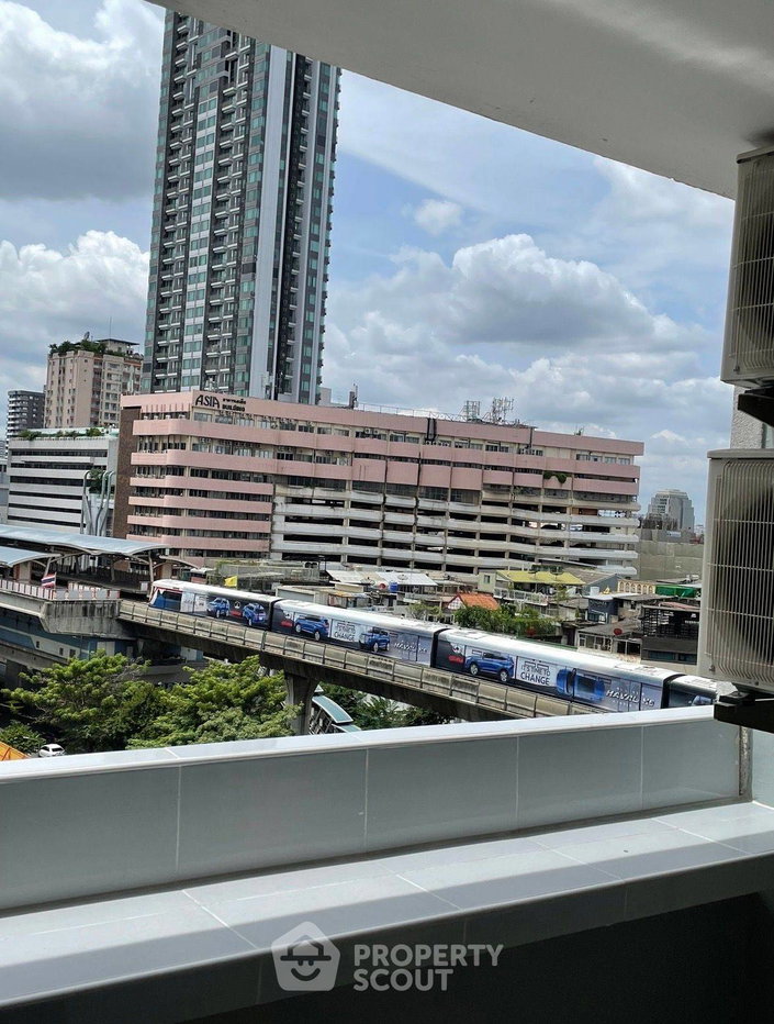 picture 2-BR Condo at Ratchathewi Tower Condominium near BTS Ratchathewi (ID 2142650) - 8/12
