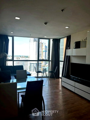 Condos for rent : 2-BR Condo At Le Luk Condominium, 200m to BTS Phra Khanong (ID 2711838)