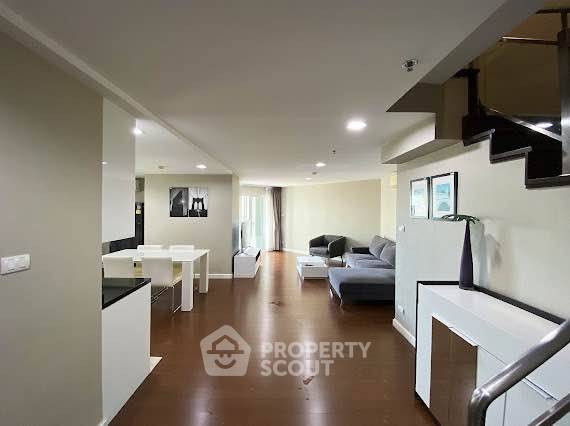 picture 2-BR Condo at Belle Grand Rama 9 near MRT Phra Ram 9 (ID 2556992) - 2/10