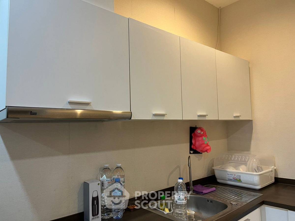 รูป คอนโด 1 ห้องนอน The Light House Sathorn–Chareonnakorn ใกล้ BTS กรุงธนบุรี ชั้น 14 (ID 1399488) - รูปที่ 7/12