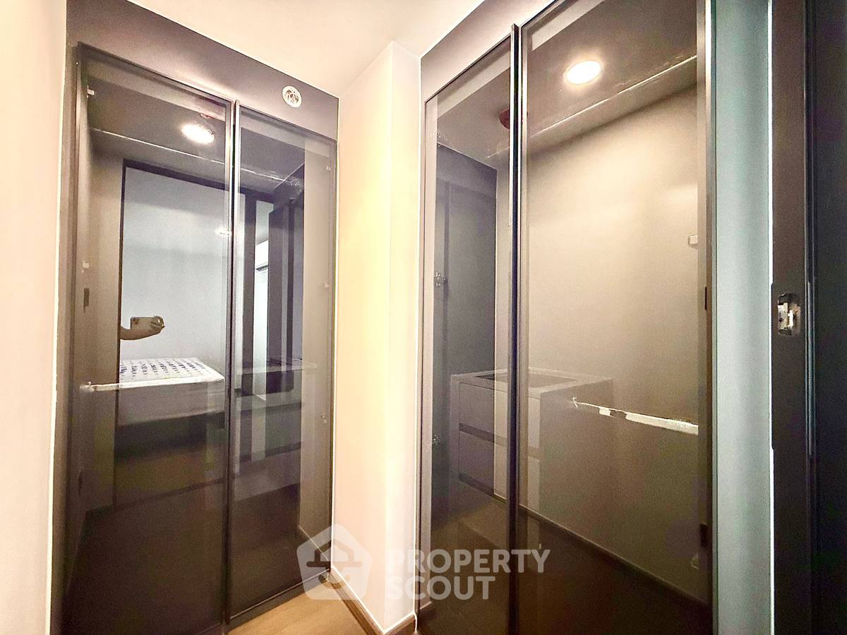 picture High-Floor 2-BR Condo, Park Origin Chula-Samyan, 16th Floor Near MRT Hua Lamphong (ID 2495201) - 15/17
