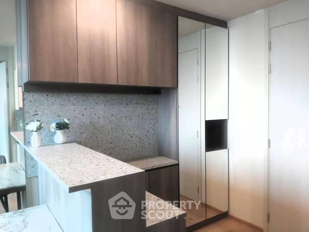 รูป คอนโด 1 ห้องนอน 35 ตร.ม. ที่ Noble Be Sukhumvit 19 ใกล้ BTS นานา 400 ม. (ID 2866641) - รูปที่ 4/9