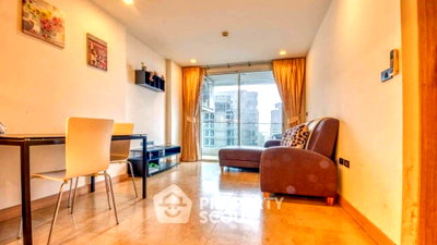Condos for sale : 1-BR 47 Sqm Condo For Sale, The Cliff Pattaya (Phratamnak) (ID 1161007)
