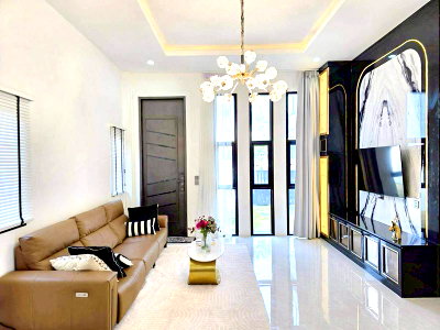 Houses for rent : Modern Luxury Single House for Rent East Pattaya