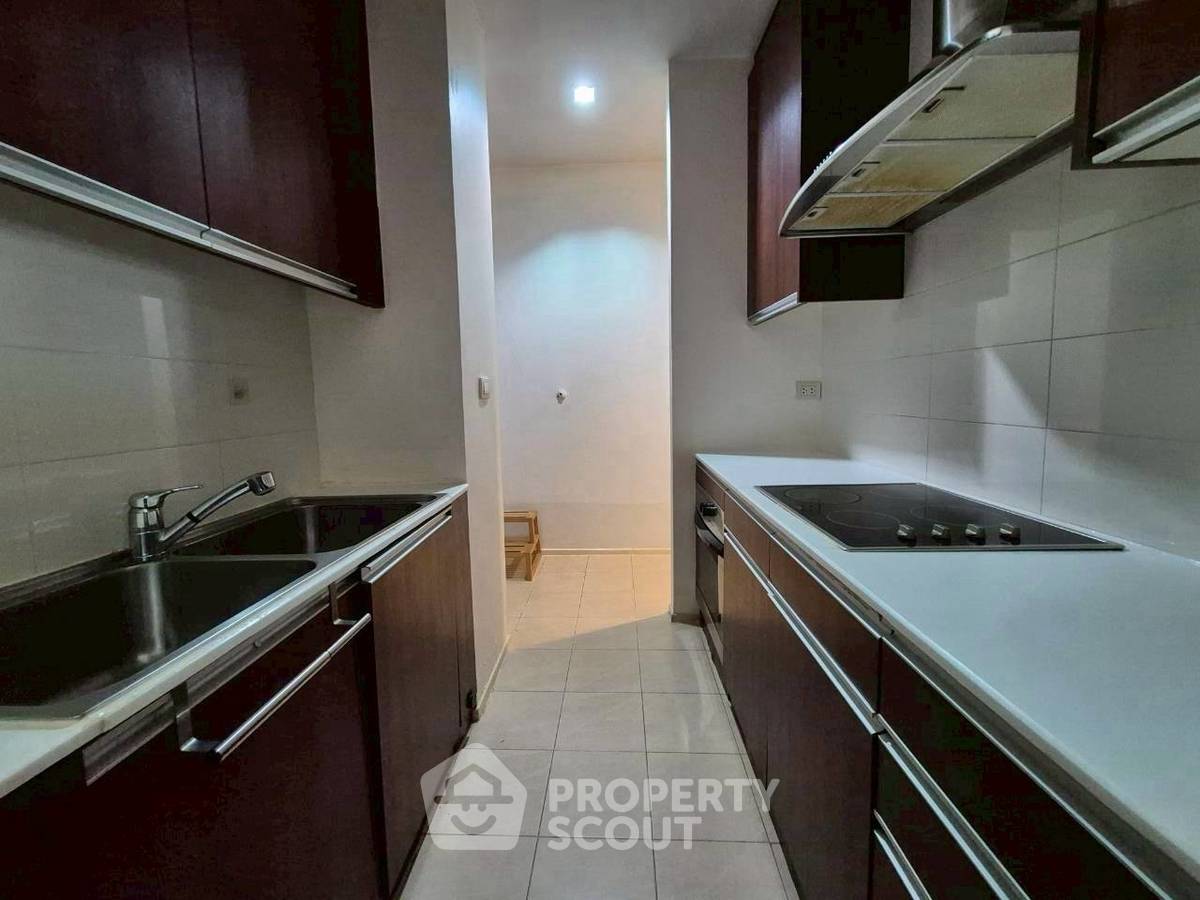 picture 2-BR Condo at The Madison near BTS Phrom Phong (ID 2831945) - 11/20