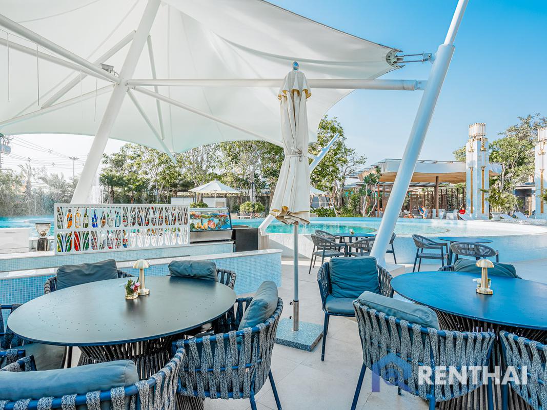 picture Ultra Luxury 1-Bedroom Residence at Copacabana Pattaya with Private Pool - 18/25