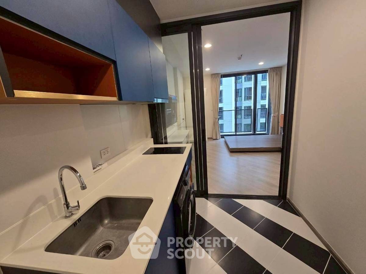 รูป คอนโด 1-ห้องนอน ที่ เดอะ เบส สะพานใหม่ ใน อนุสาวรีย์ (ID 2957981) - รูปที่ 3/9