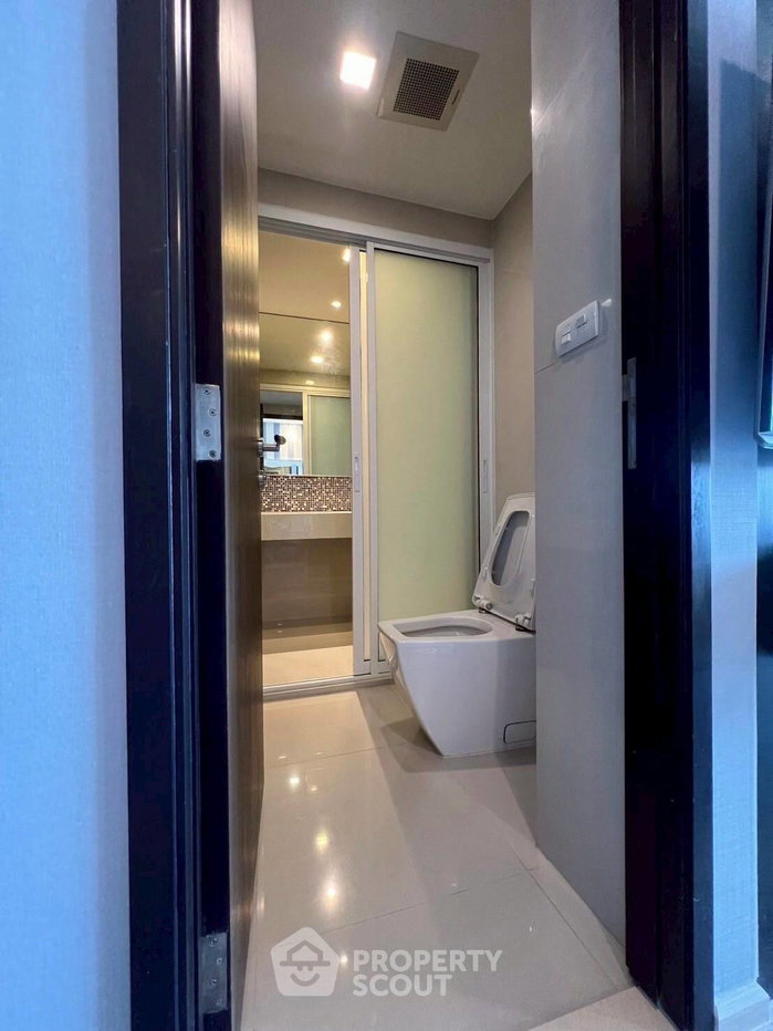 รูป คอนโด 1-ห้องนอน ที่ ริทึ่ม สุขุมวิท 44/1 ใกล้ BTS พระโขนง (ID 2705546) - รูปที่ 14/15