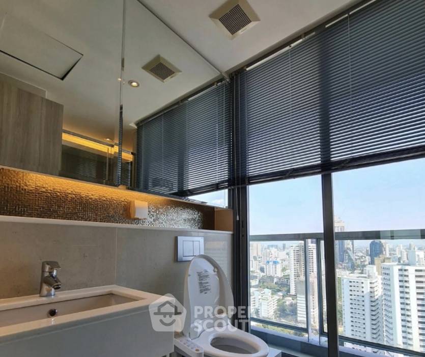 picture 4-BR Condo at H Sukhumvit 43 near BTS Phrom Phong (ID 2503895) - 10/10