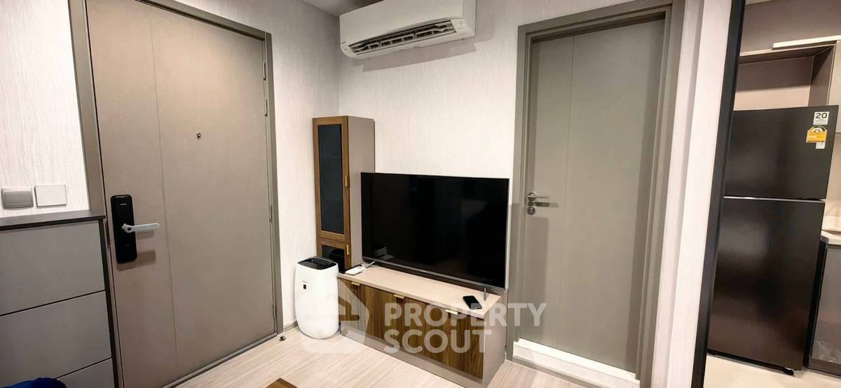 picture Studio Condo at Life Asoke Hype near ARL Makkasan (ID 2732391) - 6/12