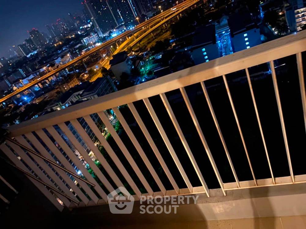 picture Well-Priced Not Specified 1-BR Condo At Rhythm Sukhumvit 50, 200m to BTS On Nut (ID 1414624) - 13/17