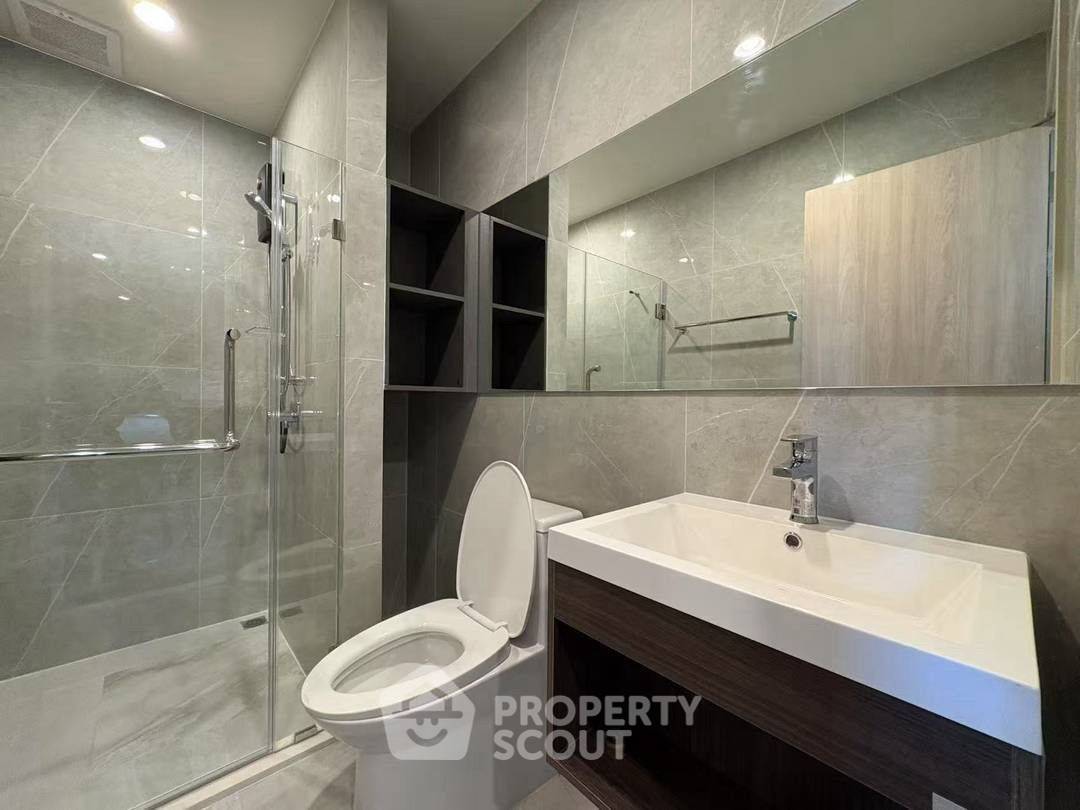 picture 2-BR Condo at Nue District R9 near MRT Phra Ram 9 (ID 2802181) - 8/8