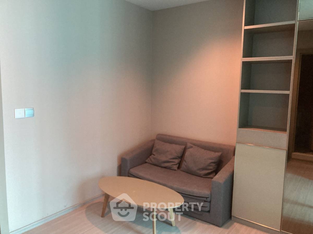 รูป คอนโด 1-ห้องนอน ที่ ไลฟ์ อโศก - พระราม 9 ใกล้ MRT พระราม 9 (ID 1027630) - รูปที่ 3/10