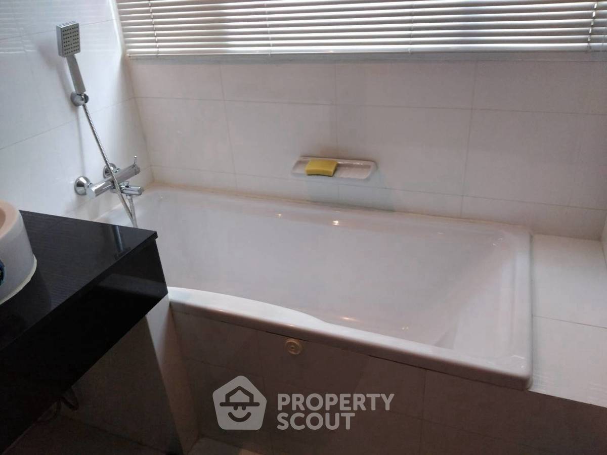 รูป คอนโด 2-ห้องนอน ที่ สุขุมวิท ซิตี้ รีสอร์ท คอนโดมิเนียม ใกล้ BTS นานา (ID 2643265) - รูปที่ 10/12