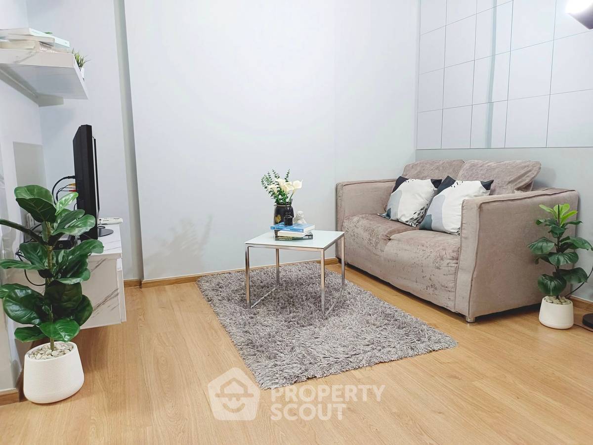 picture 1-BR Condo at D Condo Ramkhamhaeng near ARL Ramkhamhaeng (ID 2060797) - 2/7