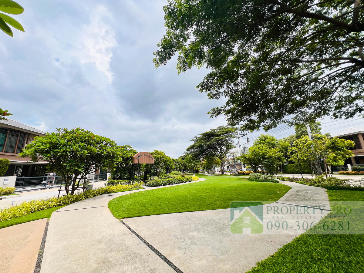 รูป ขาย บ้าน บุราสิริ กรุงเทพกรีฑา บ้านเดี่ยว 4 ห้องนอน 77 ตรว 330 ตรม บ้านใหม่ เฟอร์นิเจอร์ครบ มีห้องแม่บ้าน ใกล้ รามคำแหง พระราม 9 ลาดพร้าว : MF26S-004 - รูปที่ 40/40